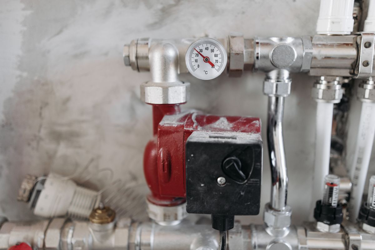 Original OCDIR directory artwork for Moffett Plumbing & Air — not a business photograph